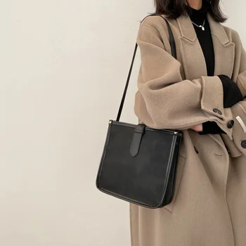 Дамска чанта-тоут голям капацитет от изкуствена кожа, луксозна дамска чанта, нови модни дизайнерски прости дамски чанти за пазаруване